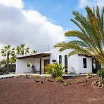 Casa Montana & Pool & Private & Near The Ocean 別荘 Parque Holandes