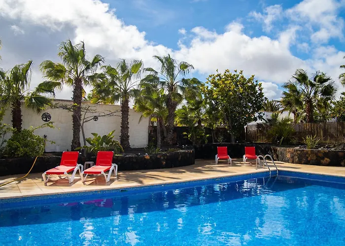 بيت للعطل Casa Montana & Pool & Private & Near The Ocean Parque Holandes