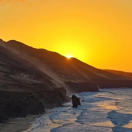 Casa Montana & Pool & Private & Near The Ocean *